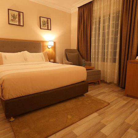 Mado Hotel Addis Ababa Exterior photo