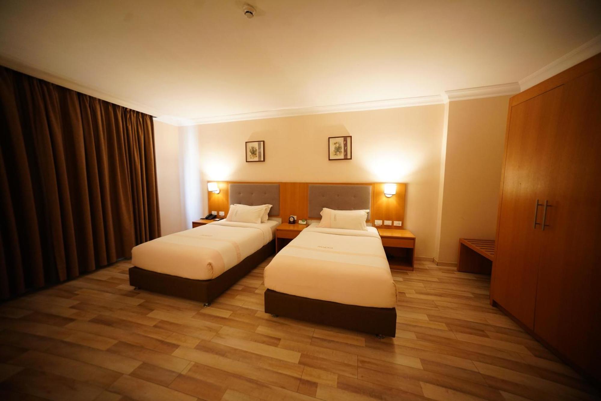 Mado Hotel Addis Ababa Exterior photo
